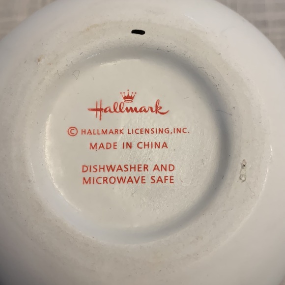 Penguin and Santa bowls - Picture 5 of 5